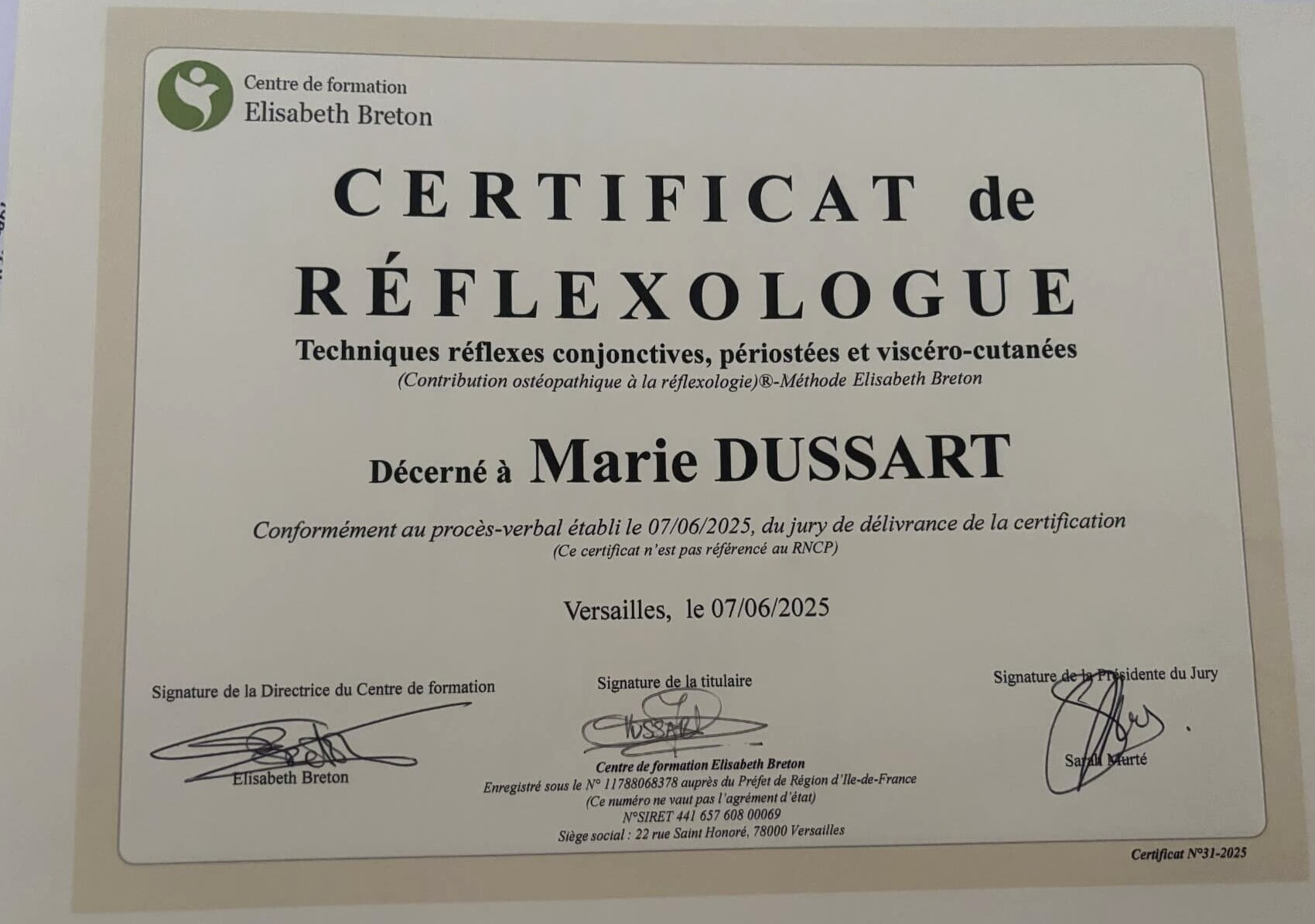 Certificat de réflexologue de Marie Dussart, délivré par le Centre de formation Élisabeth Breton en juin 2025